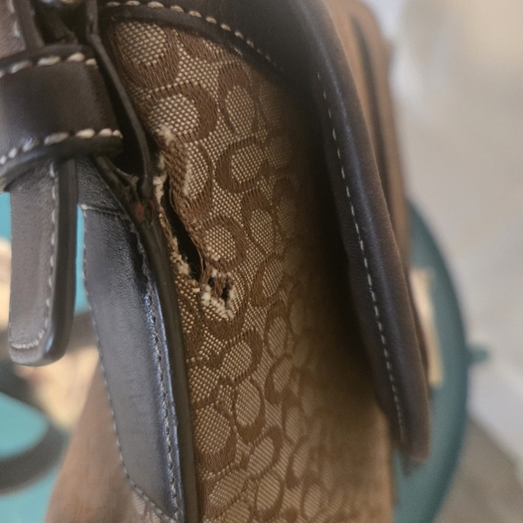 Coach Y2K BUCKLE Adjustable Strap Purse Small Signature C - Picture 8 of 17